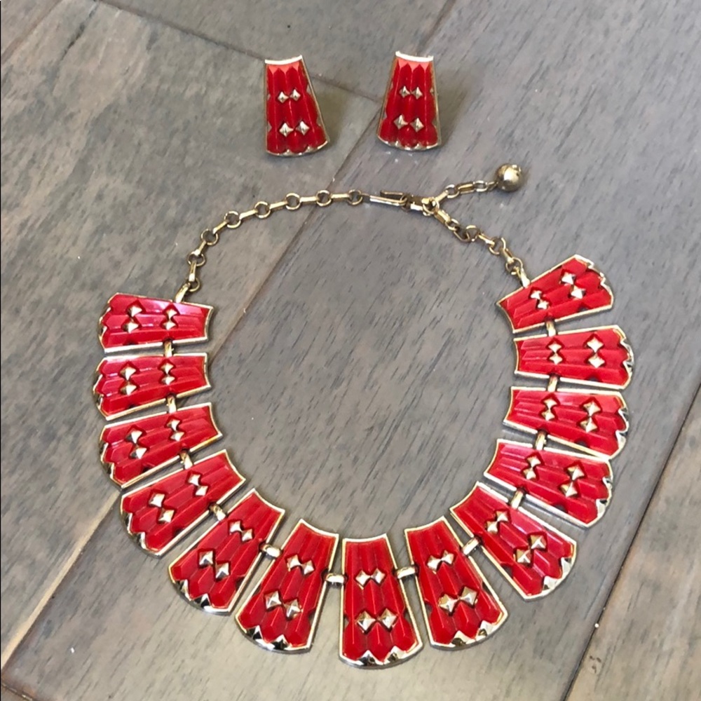 Vintage red necklace & earrings.